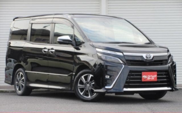 Used 2020 TOYOTA VOXY ZS FM-786118 for sale